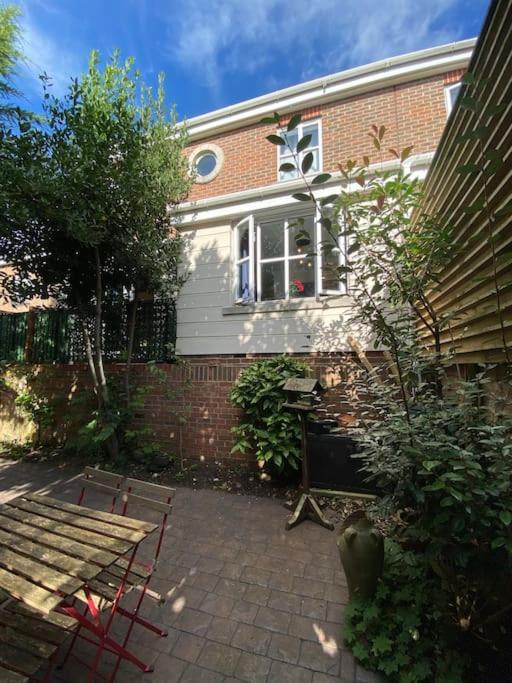 Teta'S House! Villa Oxford Exterior photo